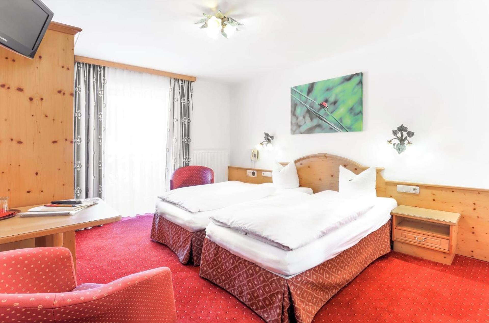 Hotel Metzgerwirt Кірхберг Екстер'єр фото